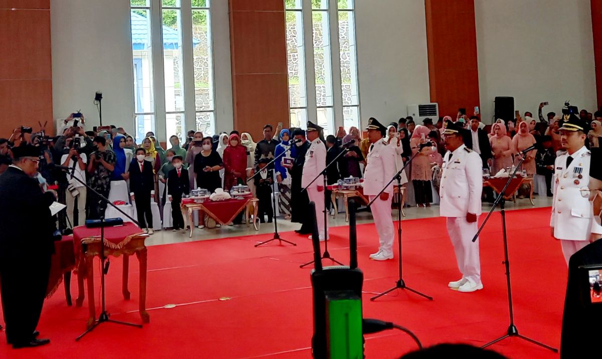 Gubernur Sultra Resmi Melantik Pj Bupati Buton, Kolut, Bombana dan Wabup Koltim
