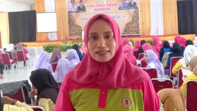 Ratusan Bidan di Buton Ikuti Seminar HUT IBI ke 71