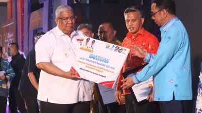 Pj. Bupati Buton Hadiri Ekspose 4 Tahun AMAN