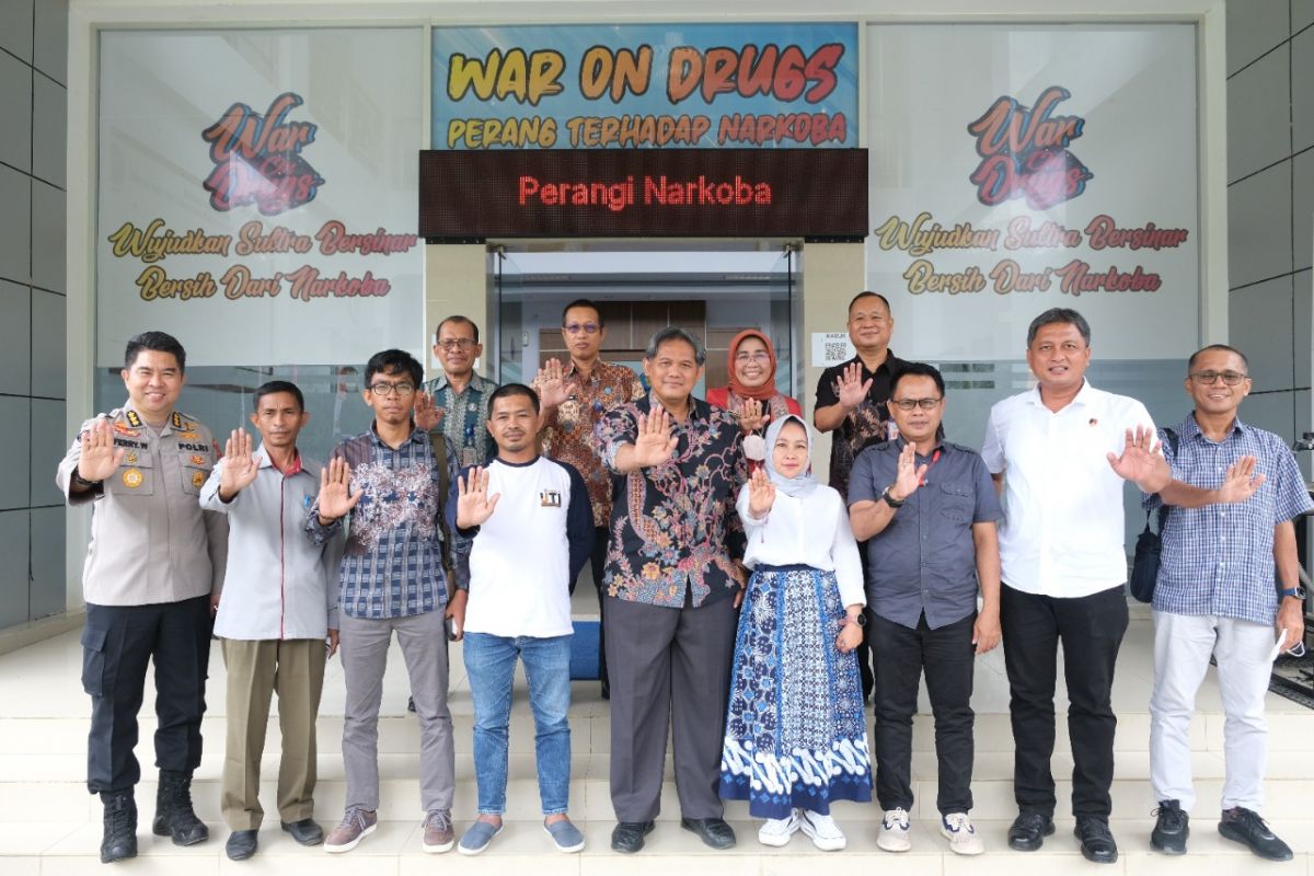 BNNP Sultra Gelar Coffee Morning Bersama Polda Sultra dan Pimpinan Organisasi Media