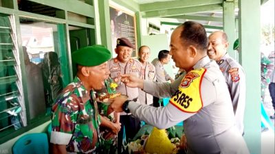Sinergitas TNI-Polri, Kapolres Buton Beri Kejutan di HUT TNI ke-77
