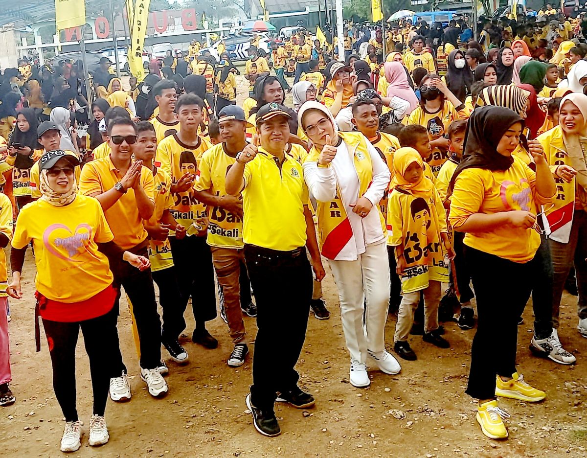 Ribuan Warga Ramaikan Jalan Sehat dan Senam HUT Golkar ke 58