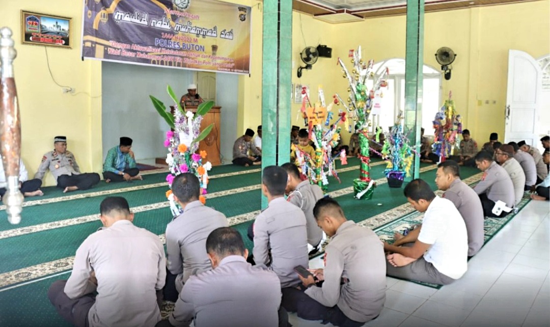 Polres Buton Peringati Maulid Nabi SAW