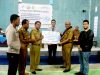 Sekda Buton Terima Bantuan CSR Bank Sultra dan Resmikan Kantor Desa Wasuemba