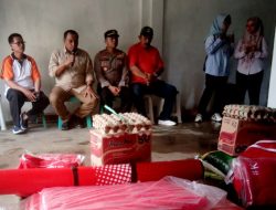 Wali Kota Baubau Serahkan Bantuan Kepada Korban Kebakaran di Ba’dia