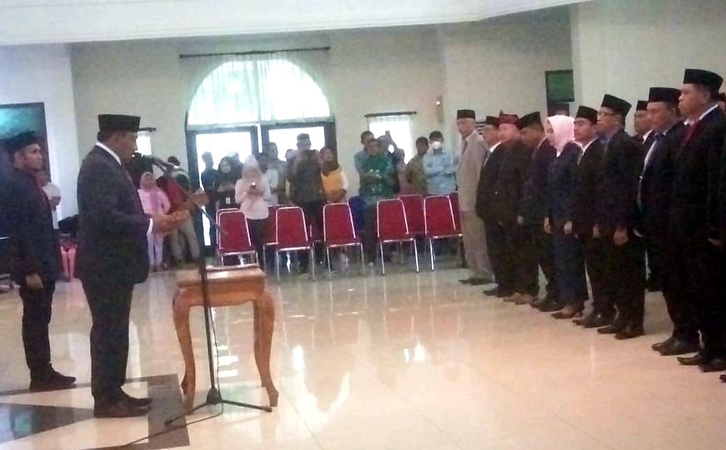 Wali Kota Baubau Rombak Kabinet