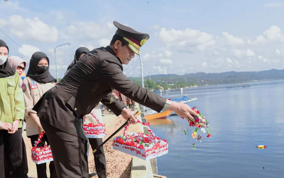 Kapolres Buton Pimpin Upacara Peringatan Hari Pahlawan Tahun 2022