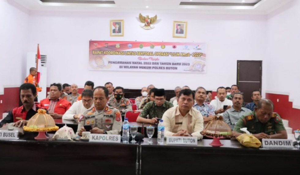 Jelang Nataru, Kapolres Buton Himbau Masyarakat Ikut Jaga Kamtibmas