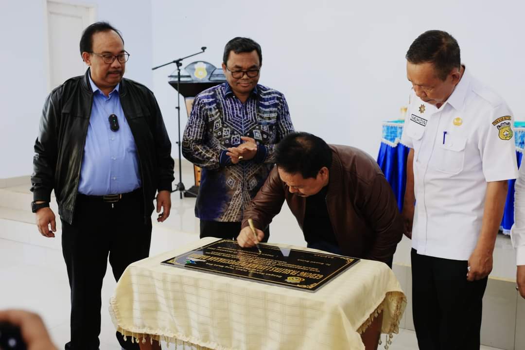 Kepala Perpsutakaan RI Kunjungi Buton Kepala Perpsutakaan RI Kunjungi Buton