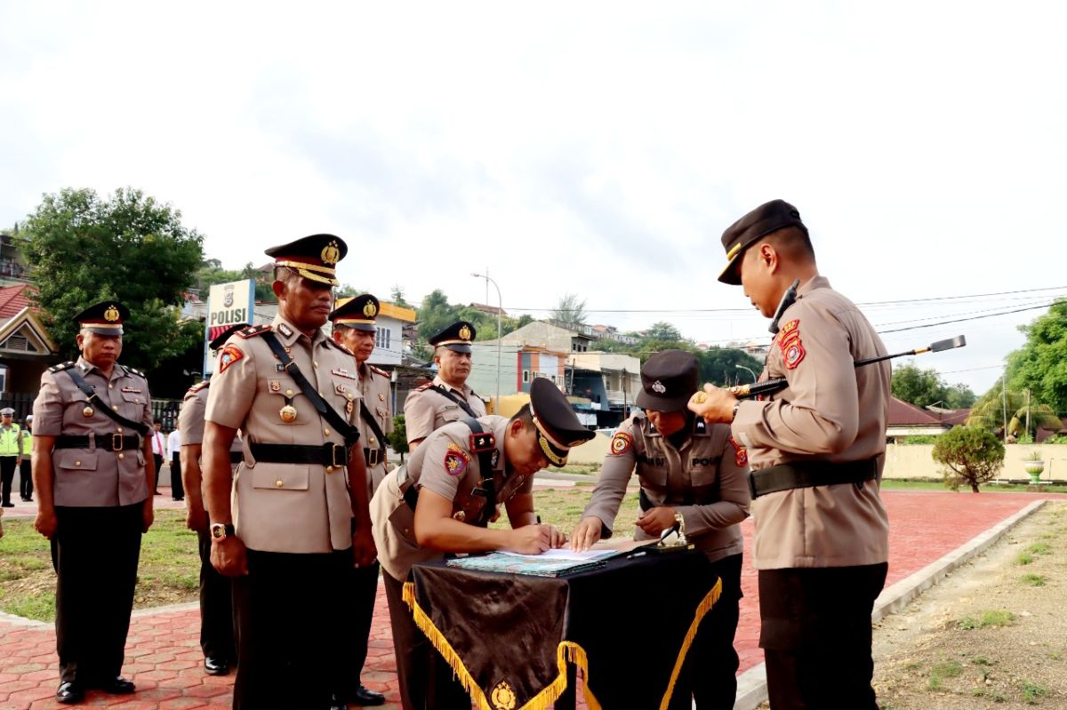 Waka Polres Baubau Berganti
