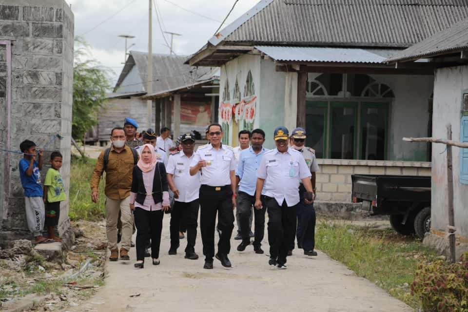 Ratusan Nelayan di Buton dapat Bantuan BBM Solar