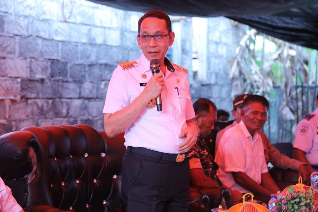 Ratusan Nelayan di Buton dapat Bantuan BBM Solar Ratusan Nelayan di Buton dapat Bantuan BBM Solar