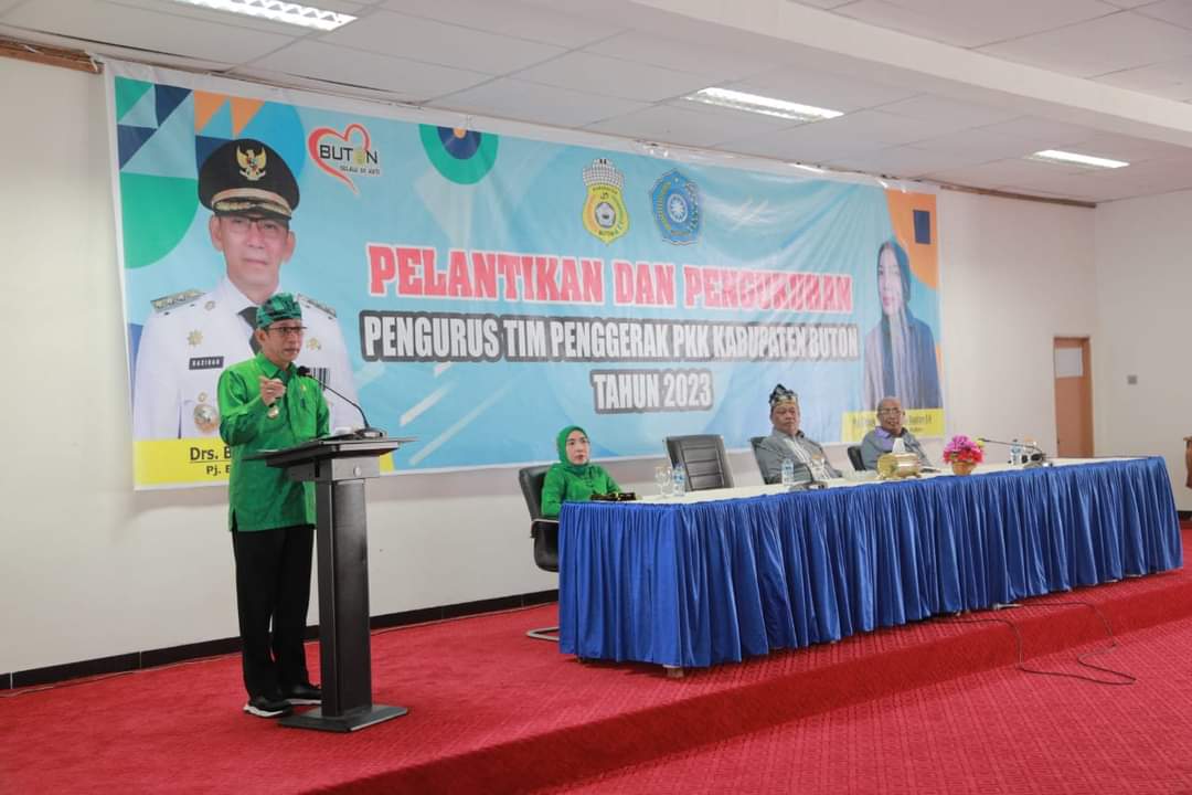 Pengurus TP PKK dan Bunda PAUD se - Kabupaten Buton Dikukuhkan, Ini Pesan Pj Bupati Pengurus TP PKK dan Bunda PAUD se - Kabupaten Buton Dikukuhkan, Ini Pesan Pj Bupati
