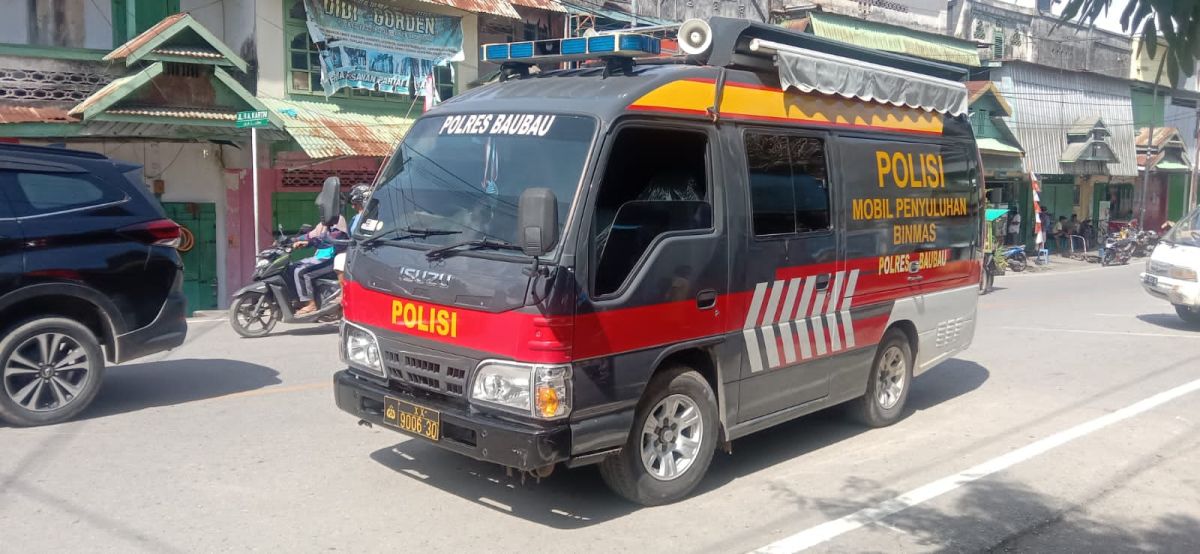 Malam Pergantian Tahun 2023 Polres BauBau Laksanakan Himbauan dengan Mobil Keliling
