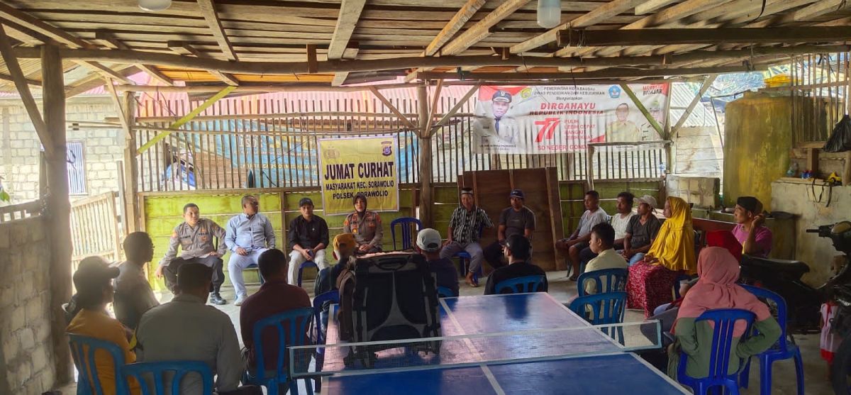 Polsek Sorawolio Gelar Jumat Curhat