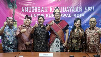 Wali Kota Medan Lakukan Digitalisasi Sandang dari Pakaian Adat Jadi Busana Siap Pakai