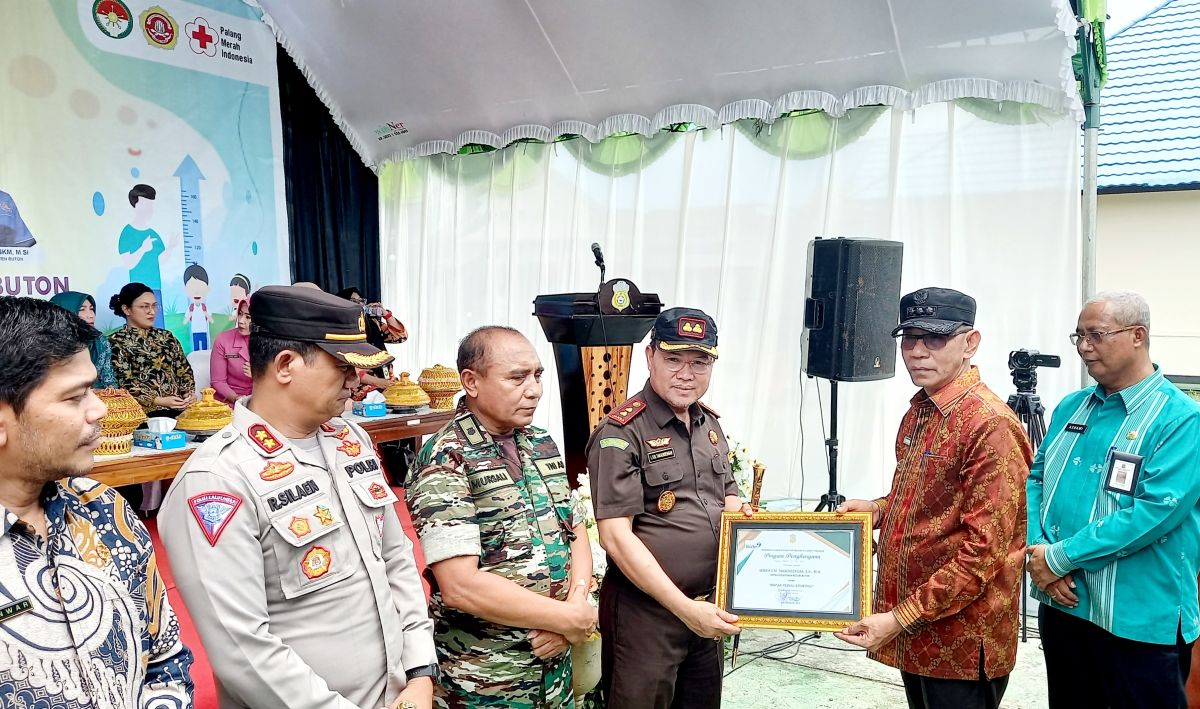 Pj Bupati Buton Melounching Gerakan Buton Sehat Bebas Stunting (BSBS)
