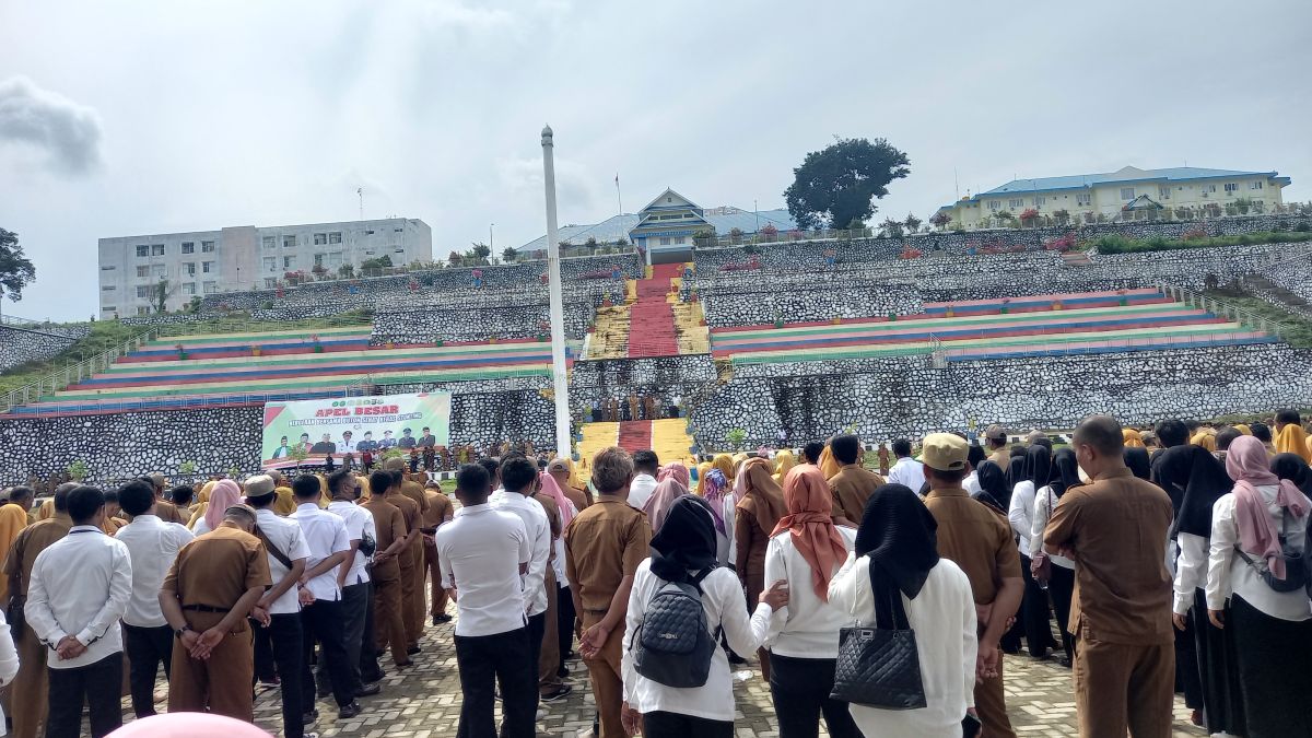 Komitmen Turunkan Stunting, Pj Bupati Buton Gelar Apel Akbar BSBS Komitmen Turunkan Stunting, Pj Bupati Buton Gelar Apel Akbar BSBS