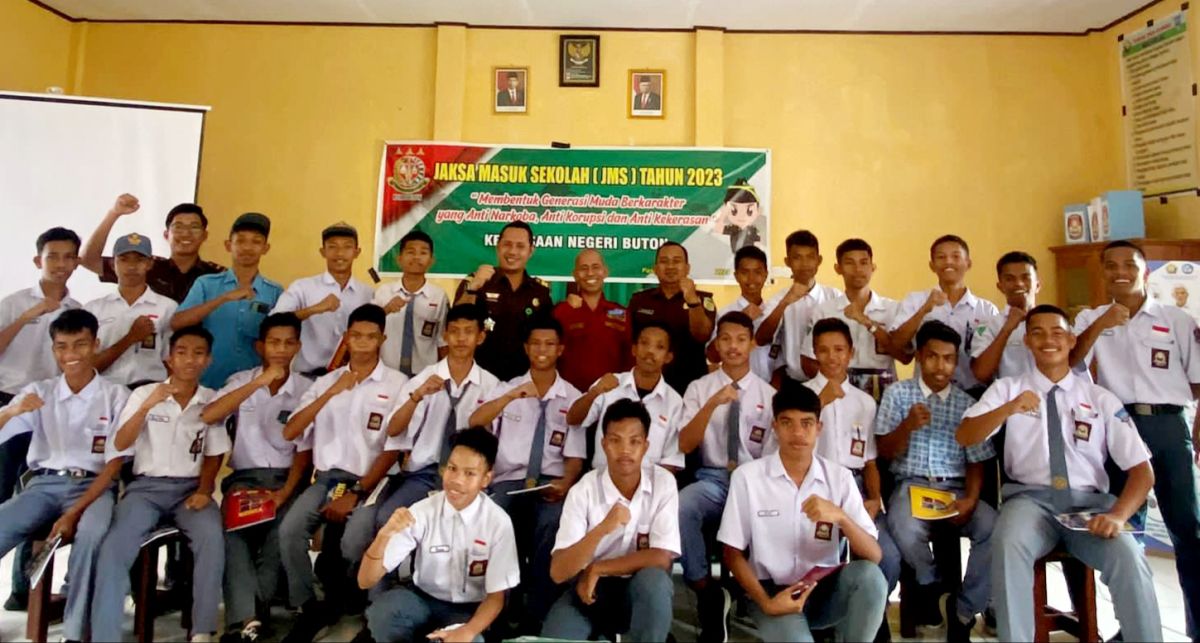 Program Jaksa Masuk Sekolah Kejari Buton di Gelar di SMAN 4 Pasarwajo