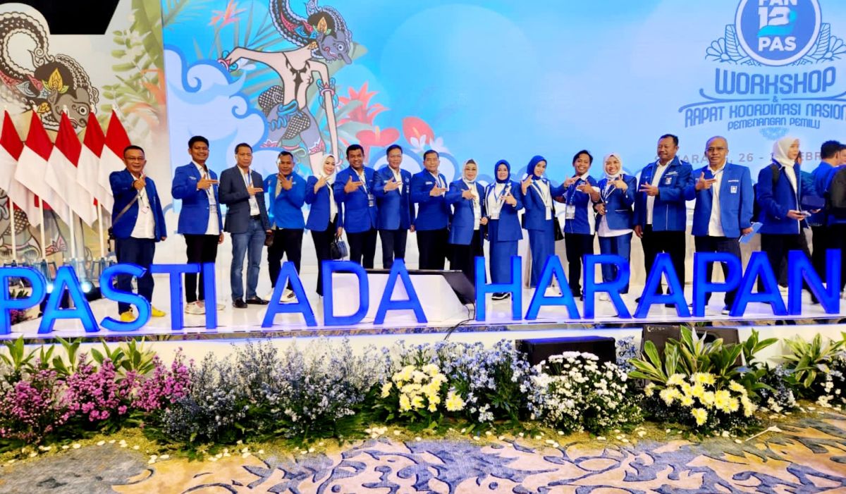 Jokowi Hadiri Rakernas PAN di Semarang Jokowi Hadiri Rakernas PAN di Semarang