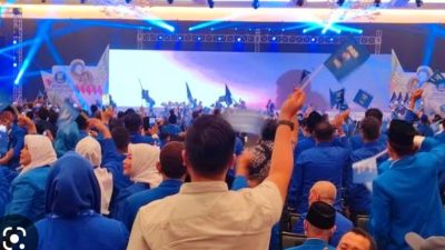 Jokowi Hadiri Rakernas PAN di Semarang