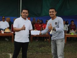 Dukung Kegiatan Kepemudaan Ketua KNPI Sultra Beri Bantuan pada Turnamen Futsal di Buton