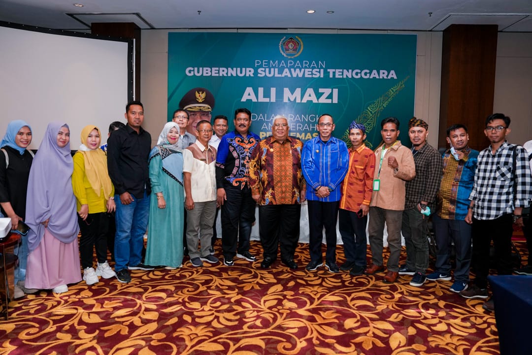 Gubernur Sultra Paparkan Kebebasan Pers pada Anugerah Pena Emas PWI Pusat di Medan