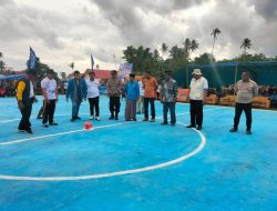 Ketua KNPI Sultra Buka Turnamen Fulsal di Desa Wolowa Baru