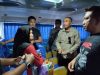 Pedagang Asongan dan Buruh di Pelabuhan Kendari dapat Rezeki Nomplok dari Umar Samiun