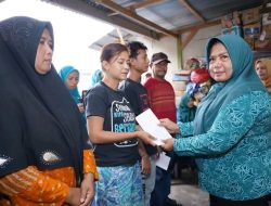 TP PKK Baubau Serahkan Bantuan Korban Kebakaran di BWI