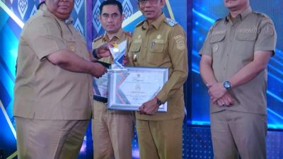 Sukses Tangani Stunting Pj. Bupati Buton Terima Penghargaan