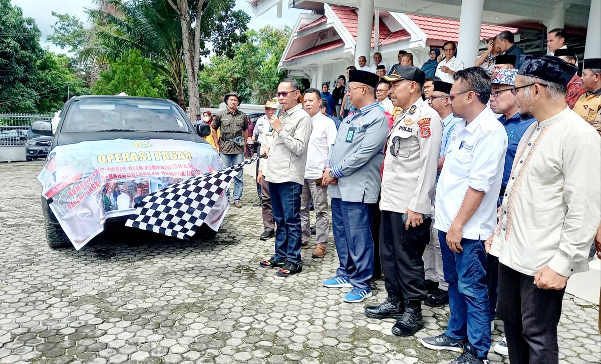 Cegah Inflasi Selama Ramadan, Pemda Salurkan Cadangan Pangan Gula Sebanyak 4,62 Ton