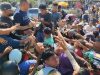 Umar Samiun Berbagi Rezeki di Pasar Wameo