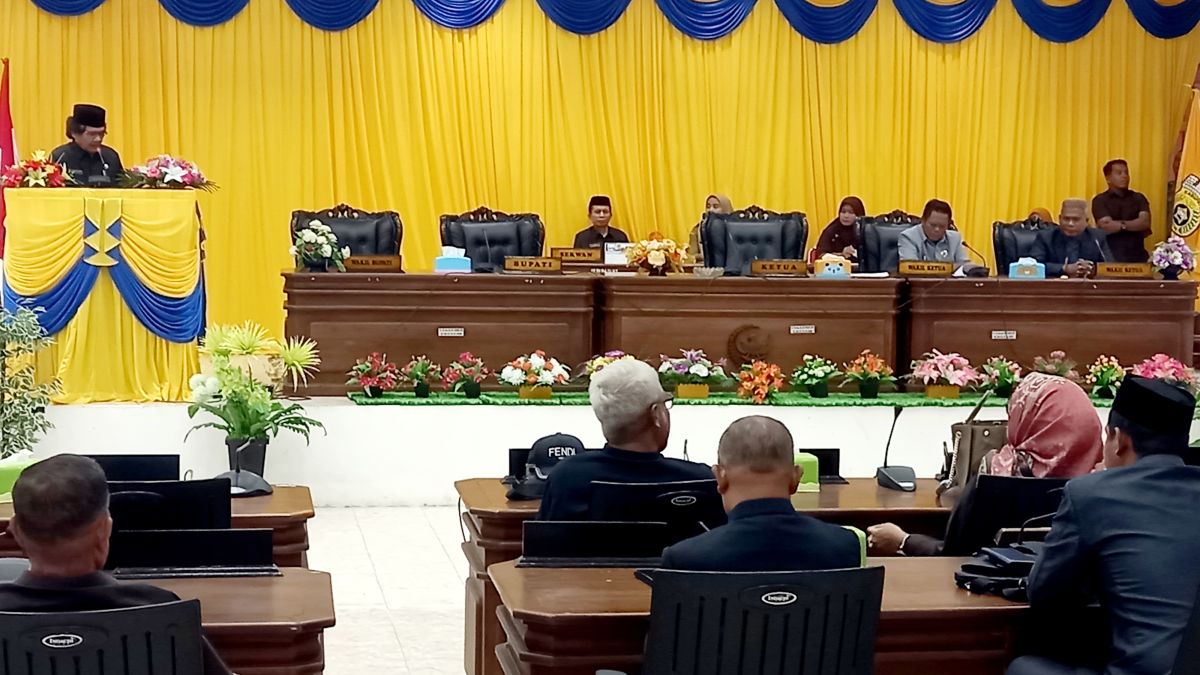 DPRD Buton Gelar Sidang Paripurna Pemberhentian dan Penetapan Antar Waktu Ketua DPRD Buton