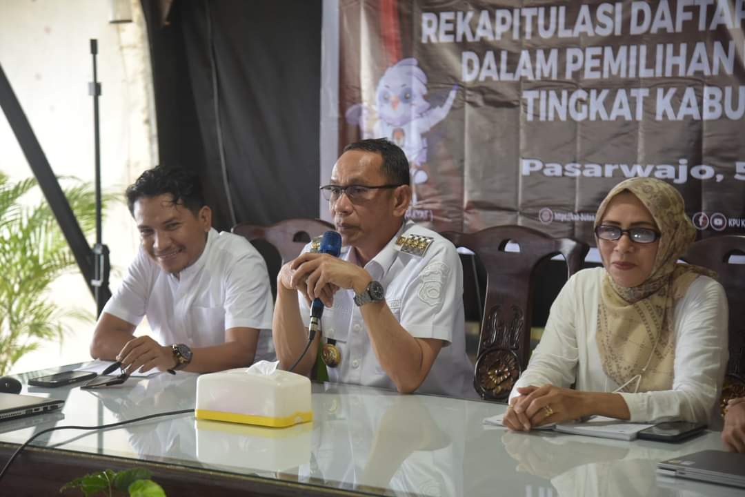 Hadiri Rapat Pleno KPU, Pj. Bupati Buton Ajak Ciptakan Pemilu Berkualitas