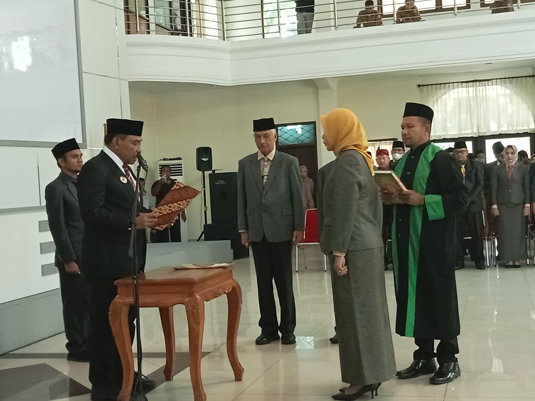 Walikota Baubau Lantik Sitti Munawar sebagai Pj Sekda