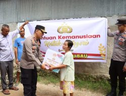 Polres Baubau Bagikan Bantuan Kemanusiaan Untuk Negeri Ke Warga