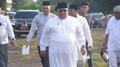 Pulang Kampung, Gubernur Sultra Rayakan Lebaran di Pasarwajo