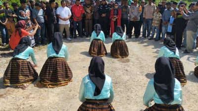 Umar Samiun Hadiri Festival Homa-Homa di Desa Walando