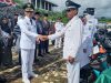 Peringati Hari Pendidikan Nasional dan Otonomi Daerah, Pj Bupati Serahkan Motor Dinas kepada Lurah
