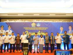 Pj Bupati hadiri lounching seragam sekolah karya SMK