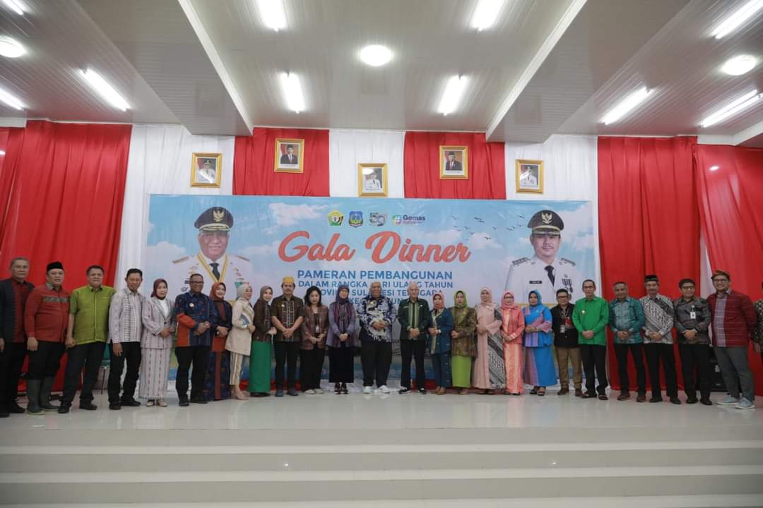 Pj Bupati Hadiri Pembukaan Pameran HUT Sultra di Kolaka Timur Pj Bupati Hadiri Pembukaan Pameran HUT Sultra di Kolaka Timur
