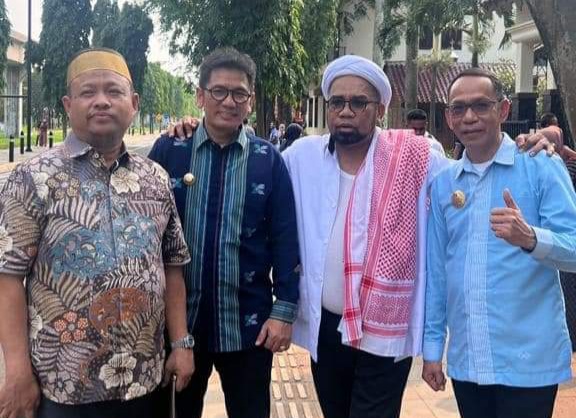 Ali Mazi Hadiri Halal Bi Halal Masyarakat Suku Buton se Jabodetabek Ali Mazi Hadiri Halal Bi Halal Masyarakat Suku Buton se Jabodetabek