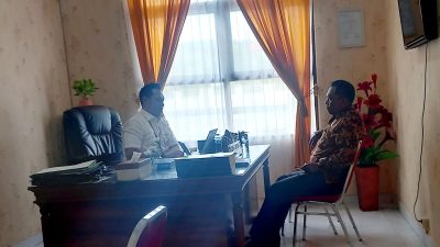 Hari ini, Sekdin PUPR Busel dan Anggota DPRD Busel Jalani Pemeriksaan di Kejari Buton