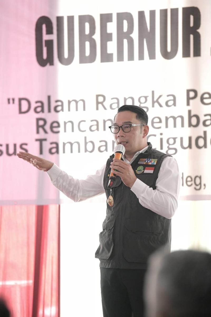 Ridwan Kamil - Uu Ruzhanul Ulum Dapat Penghargaan dari PWI Jabar
