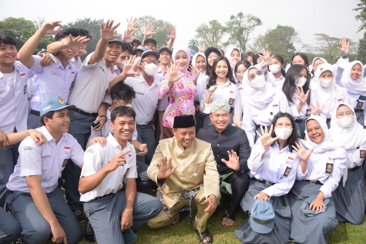 Jawa Barat Prioritaskan Pembangunan SMA/SMK Baru di 33 Kecamatan