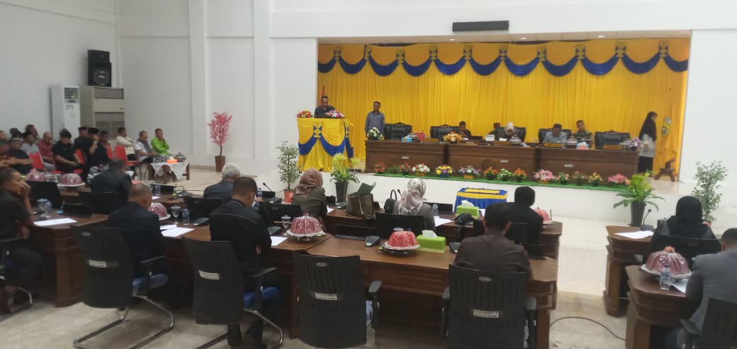 Basiran Hadiri Sidang Paripurna Jawaban Fraksi DPRD terhadap LKPJ Bupati
