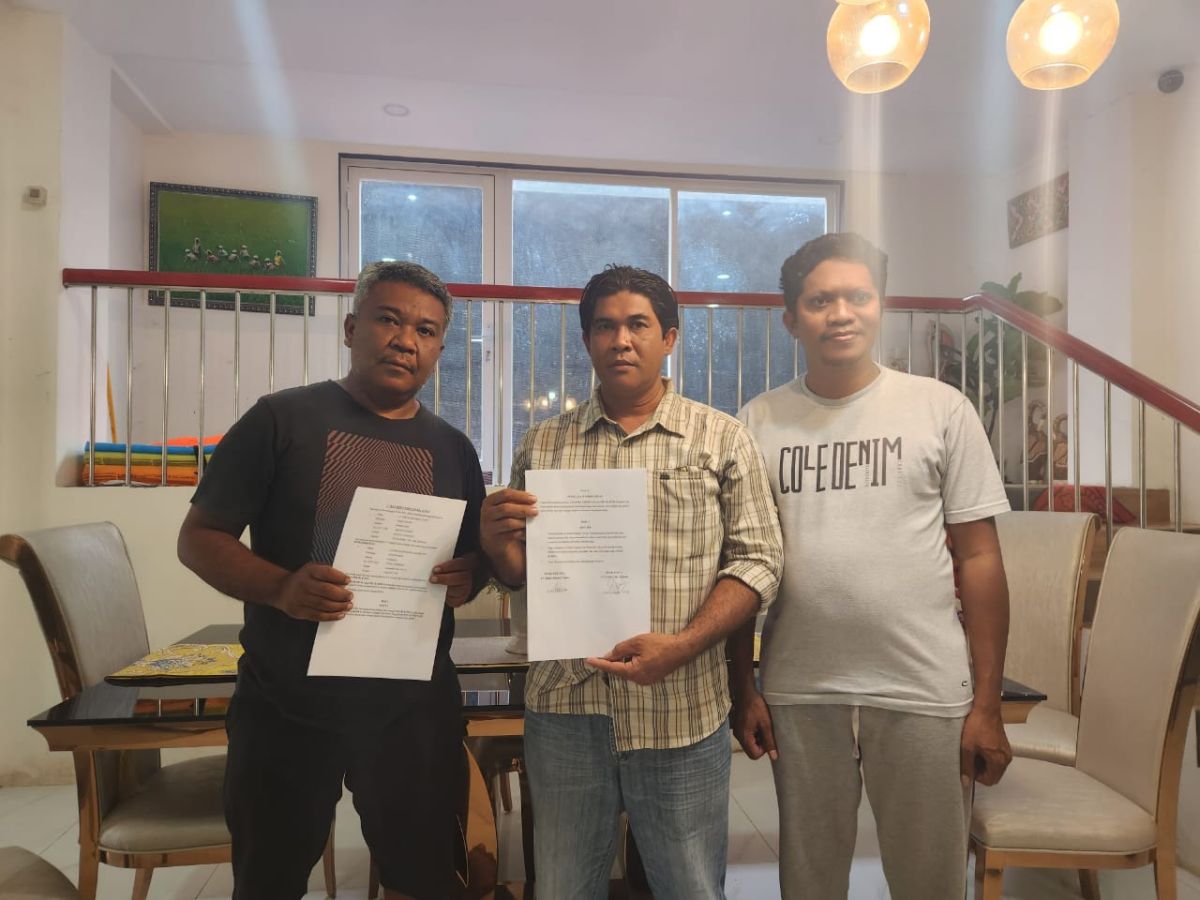 Pasarkan Minyak Sereh Wangi Buton, Kadin Teken MoU dengan CV Baidul Zaman Pratama