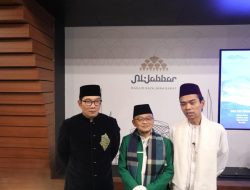 Ridwan Kamil Ajak Ustaz Abdul Somad Kunjungi Galeri Rasulullah SAW di Masjid Raya Al Jabbar