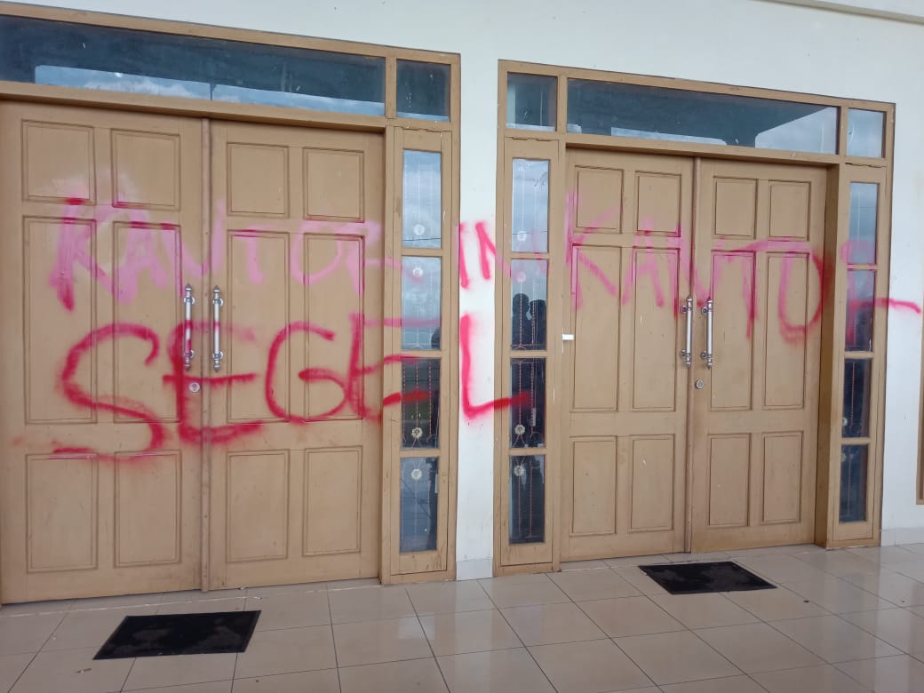 Masyarakat Buton Demo Dimana-mana, Mendagri Diminta Evaluasi Basiran